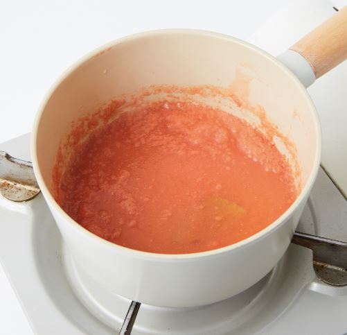 Tomatochaesoseupeuwa Yeoneosobajjim Recipe: Everything You Need to Know About This Iconic Korean Dish 2 Cooking step 1