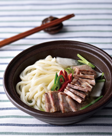 How to Make Perfect Dwaejimeorisuyukmalkeunjeongol: Traditional Korean Recipe with Nutrition Facts 2 Main dish