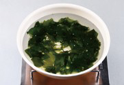 How to Make Perfect Miyeokjeonbokjuk: Traditional Korean Recipe with Nutrition Facts 4 Cooking step 2