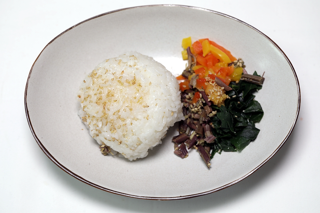 Why Bomnamuljumeokbap Is Korea's Soul Food: Full Recipe, Nutrition & Cultural History 4 Final serving