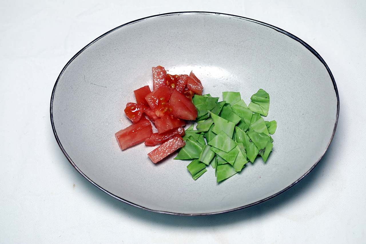 The Complete Guide to Authentic Kkochgesalguk: A Korean Kitchen Masterclass 2 Cooking step 1