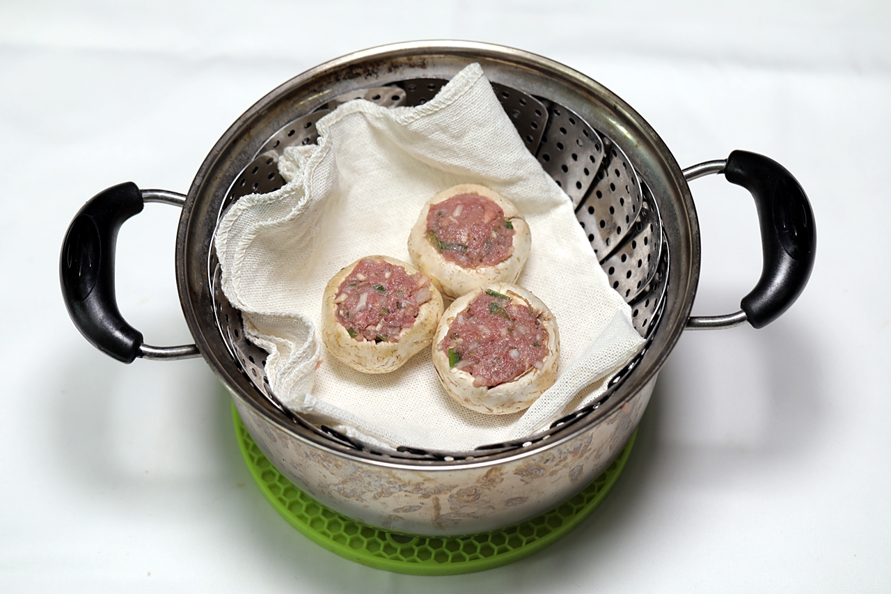 How to Make Perfect Pyogobeoseotsoegogijjim: Traditional Korean Recipe with Nutrition Facts 4 Final serving